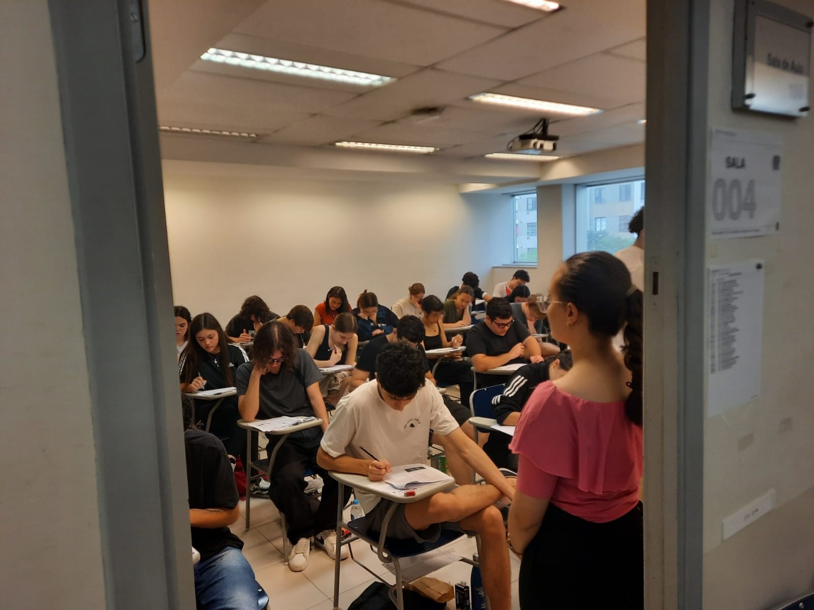 Fuvest: Curso Objetivo realiza simulado gratuito aberto a qualquer estudante; veja como se inscrever