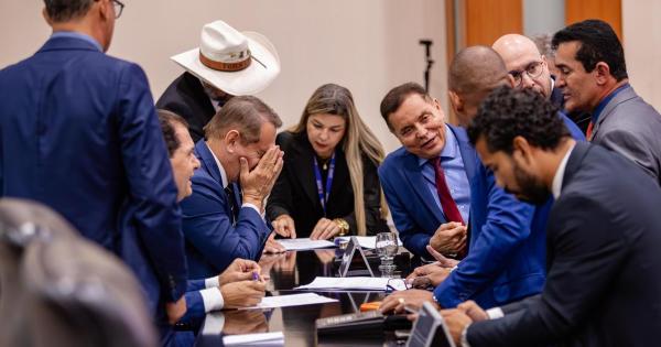 AL retorna nesta quinta-feira com impasse de 4 CPIs