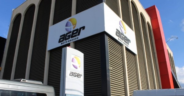 Ager atualiza regras e isenta taxas para o transporte de animais domésticos