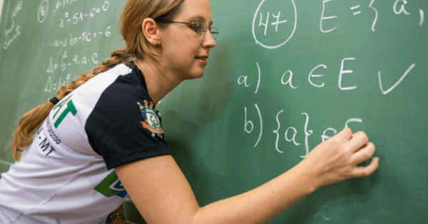 Unemat oferta seletivo unificado com 212 vagas para professores temporários