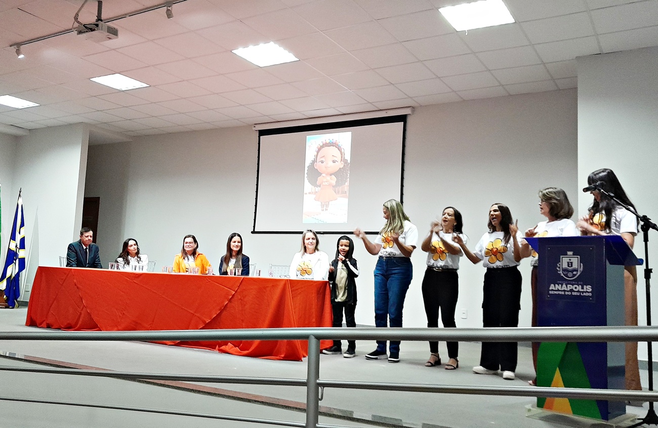 “Dia triste, mas também de avançar”, diz Carla Lima, no lançamento do Maio Amarelo