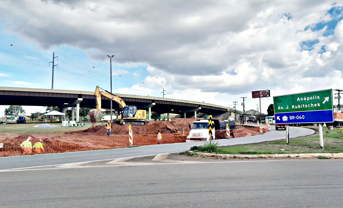 Anápolis tem duas frentes de obras viárias para melhorar o tráfego em BRs