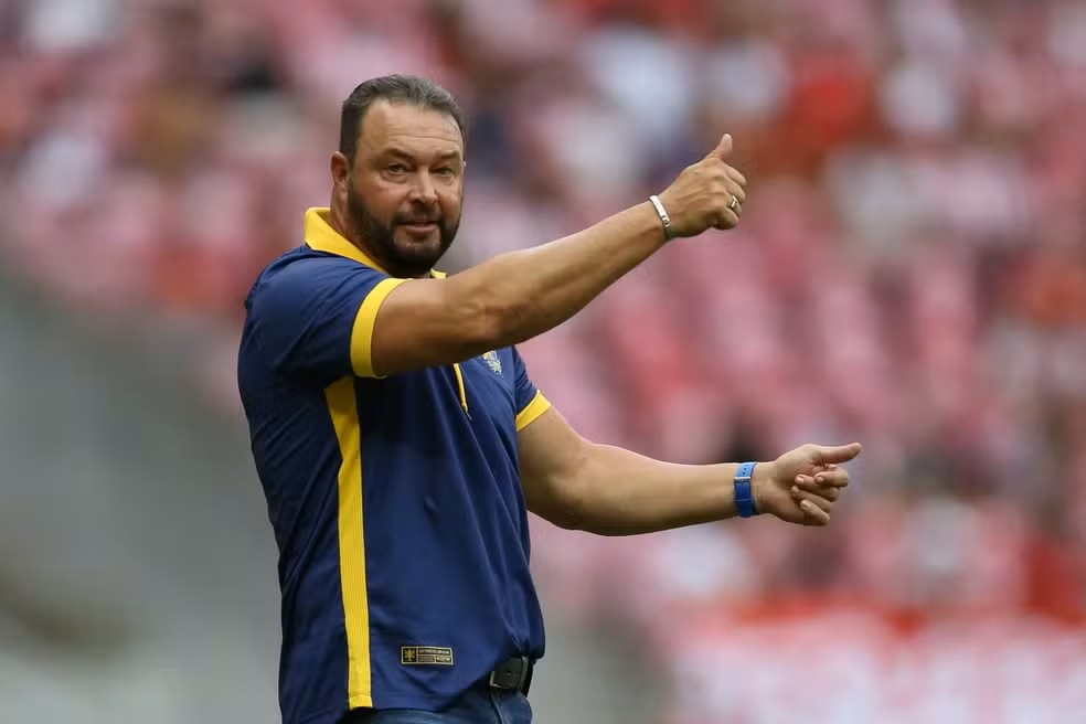 Anápolis muda o comando antes de duelo decisivo na Série C
