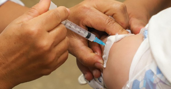 Várzea Grande amplia proteção de bebês prematuros com aplicação inédita do Nirsevimabe pelo SUS