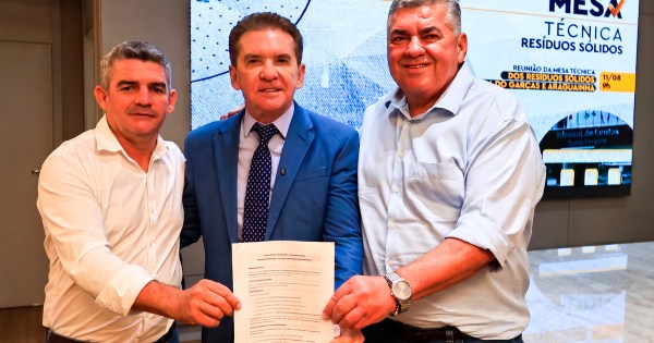 Sérgio Ricardo media acordo que define gestão compartilhada dos resíduos sólidos na Região Araguaia