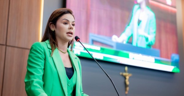Michelly Alencar cobra ações efetivas de enfrentamento ao feminicídio em Mato Grosso