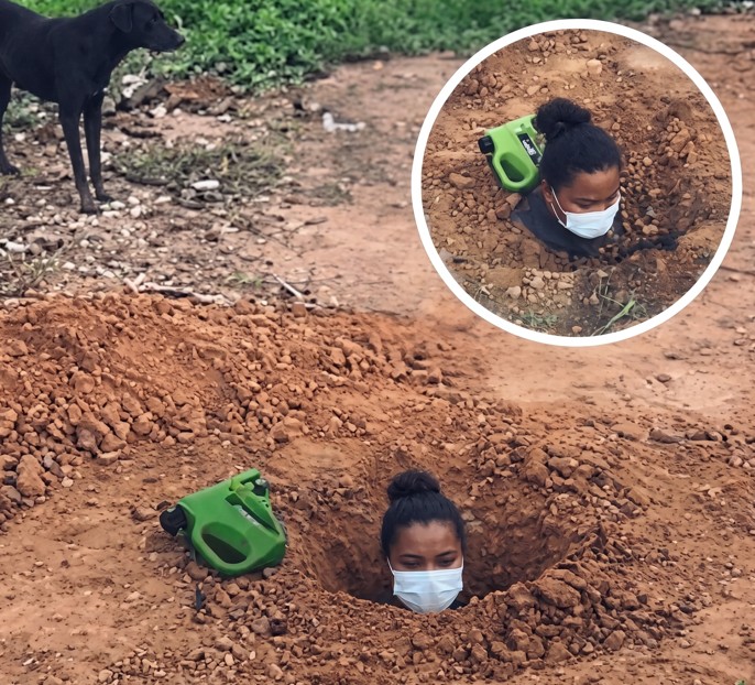 Atingida por raio, família enterra jovem até o pescoço no quintal