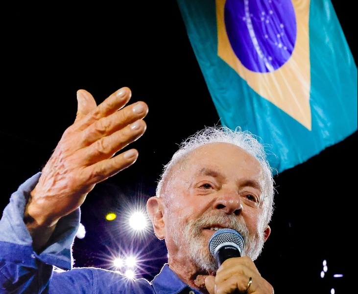 Lula é reeleito e entra para história ao conquistar o quarto mandato